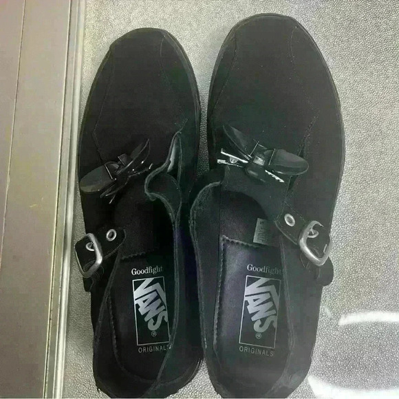 Vault by Vans x Goodfight OG Style 93 LX Black Leather Sneakers. - Picture 4 of 13